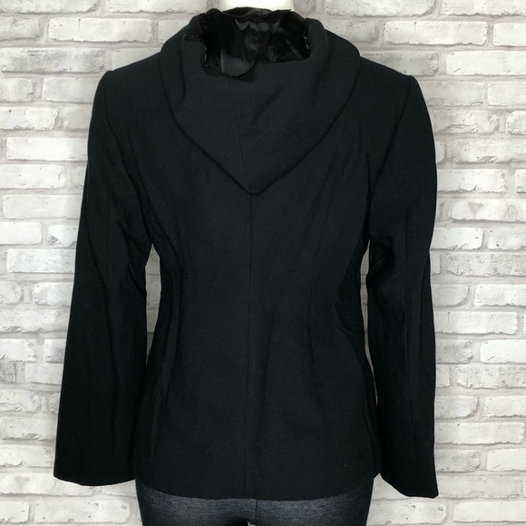 Gap black hooded zip up jacket, small - Picture 7 of 7